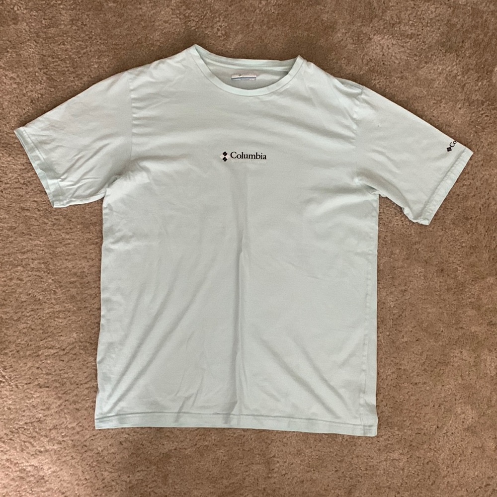 Columbia sports wear company XL T-Shirt mint color